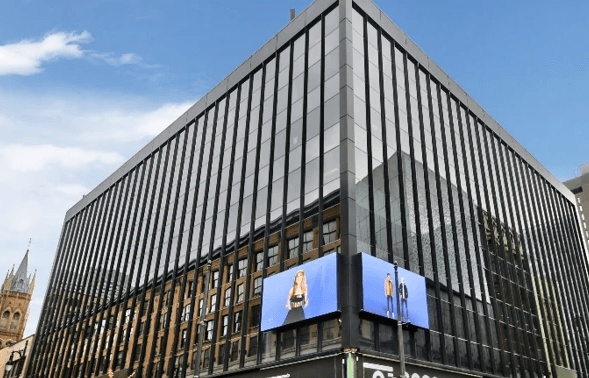 A104 - Place des Arts